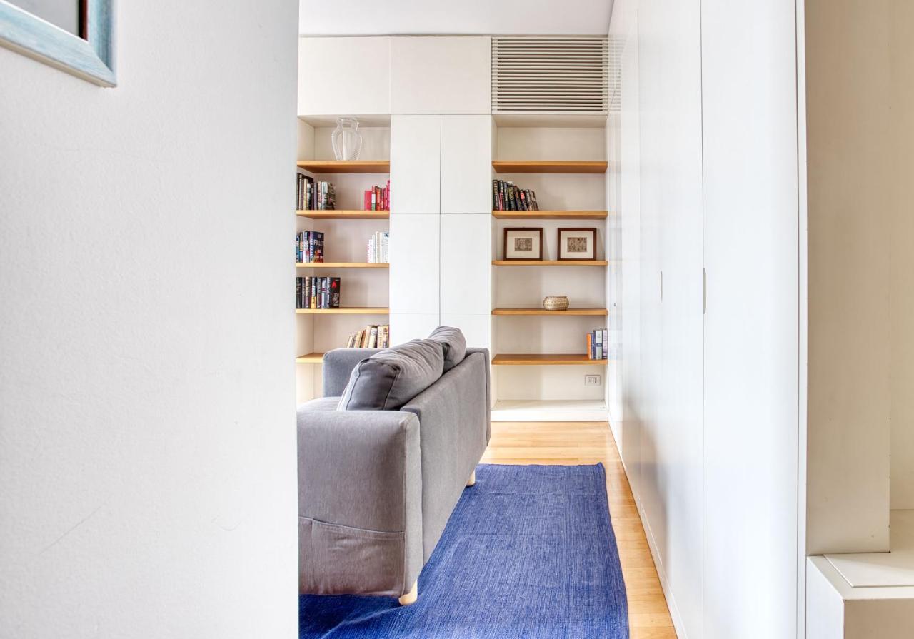 Joivy Vibrant Studio With Balcony Milan Extérieur photo